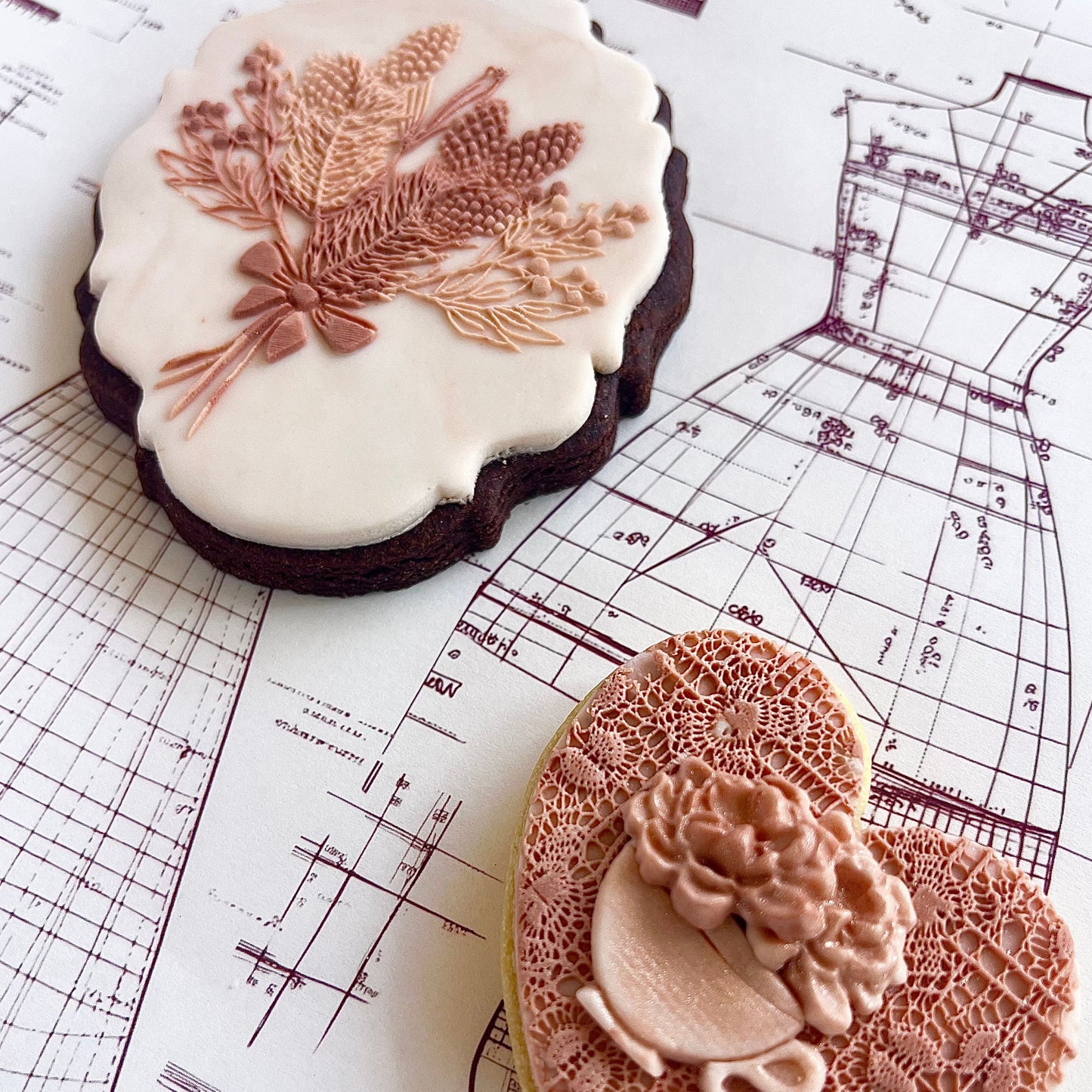 The Dress Maker Greaseproof Papers (10pk)