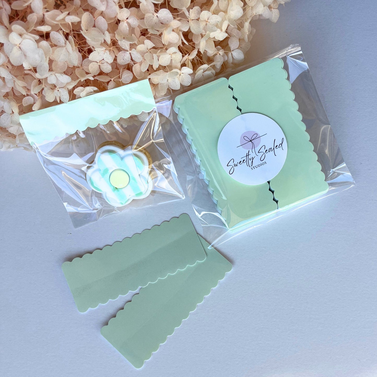 Green Scallop Stickies